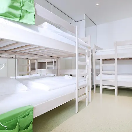 Windward ホステル ザダル