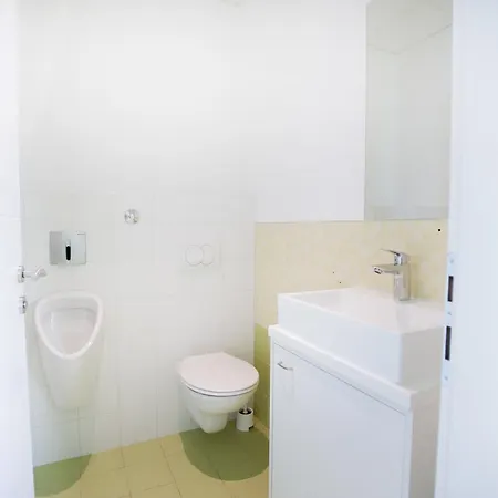 Windward Hostel Zadar
