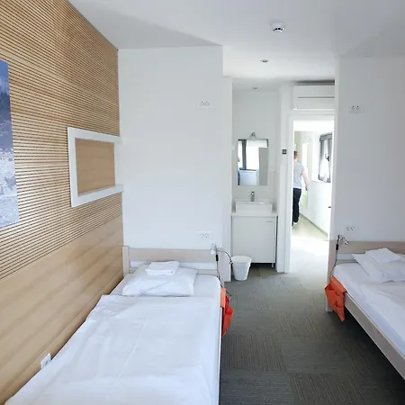 Windward Hostel Zadar